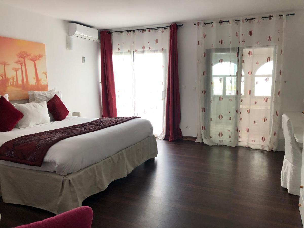 Residence Hoteliere Oceane Libreville Exterior photo