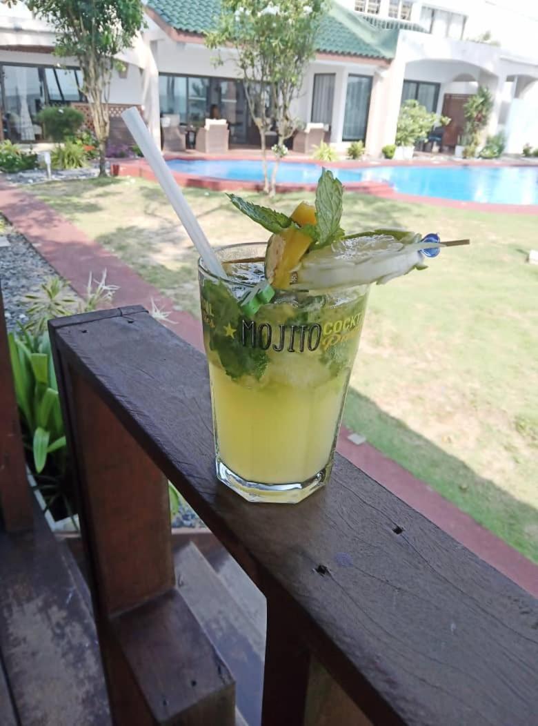 Residence Hoteliere Oceane Libreville Exterior photo